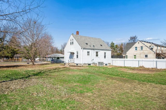 5430 Humboldt Avenue N, Brooklyn Center, MN 55430