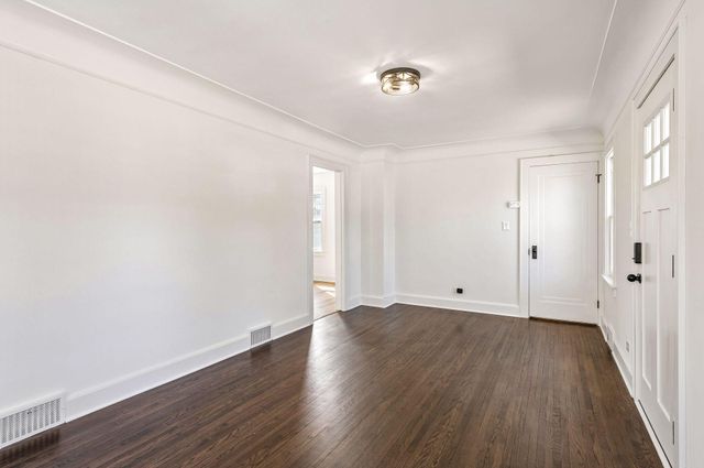 5430 Humboldt Avenue N, Brooklyn Center, MN 55430