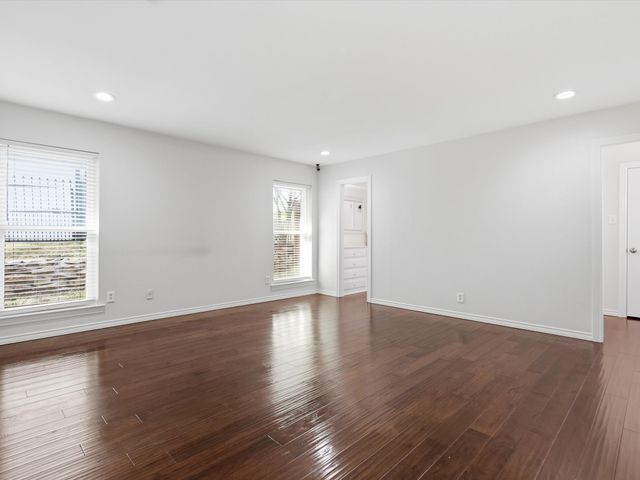 4300 Winding Way, Benbrook, TX 76126