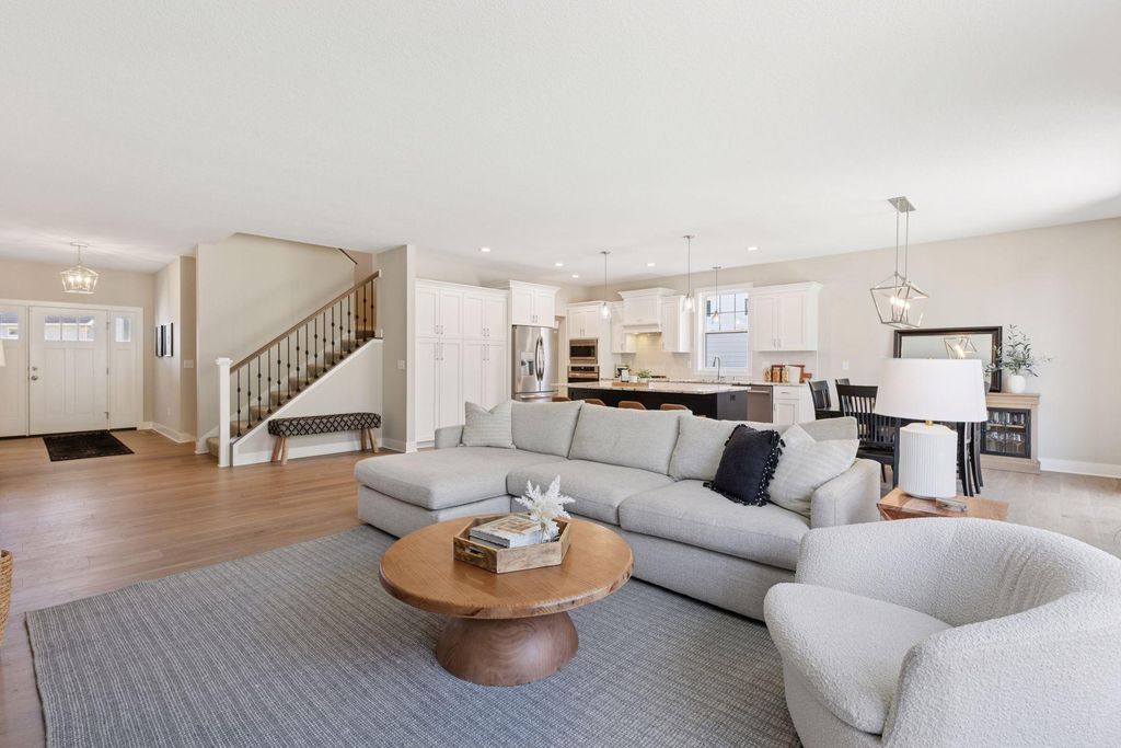 790 Summerbrooke Court, Eagan, MN 55123