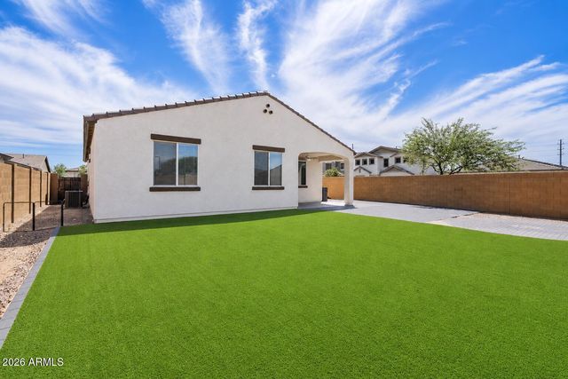 766 W WIND CAVE Drive, San Tan Valley, AZ 85140