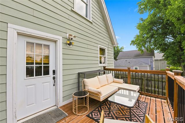 6744 Wise Avenue, St Louis, MO 63139