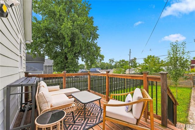 6744 Wise Avenue, St Louis, MO 63139