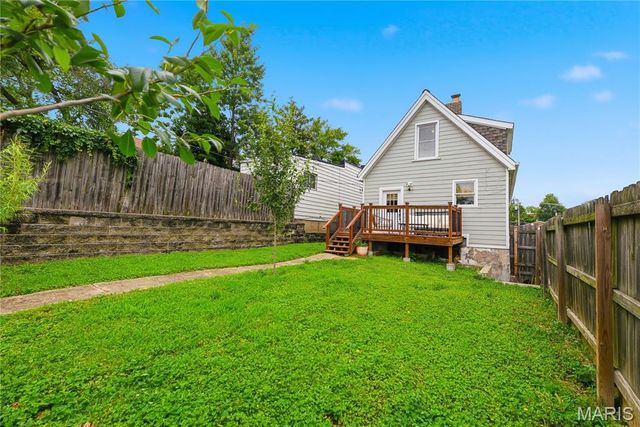 6744 Wise Avenue, St Louis, MO 63139