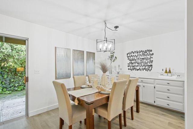 1013 Plum Ln, Davis, CA 95616