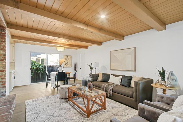 1013 Plum Ln, Davis, CA 95616