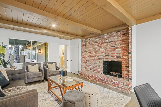 1013 Plum Ln, Davis, CA 95616