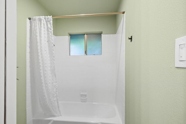 1013 Plum Ln, Davis, CA 95616