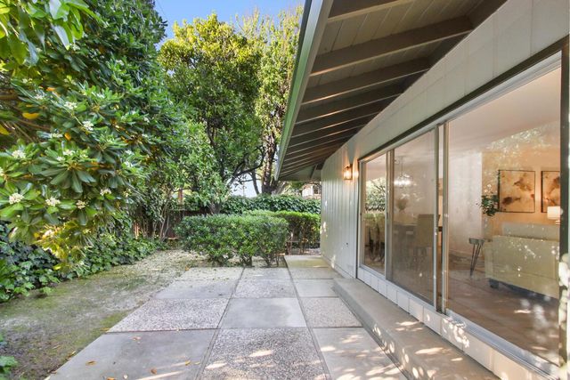 1013 Plum Ln, Davis, CA 95616