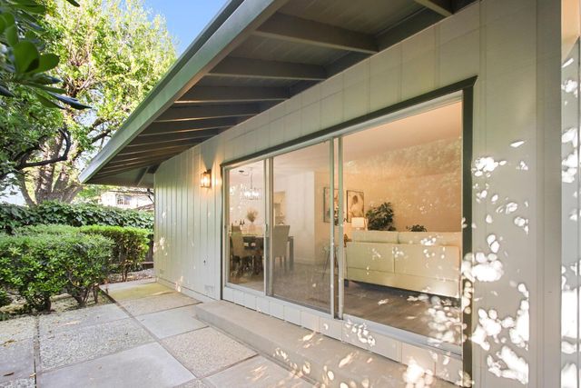 1013 Plum Ln, Davis, CA 95616