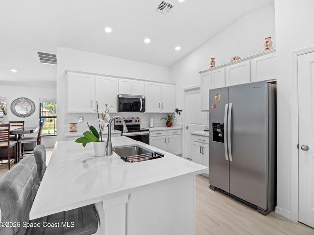 2561 Harbison Avenue SW, Palm Bay, FL 32908