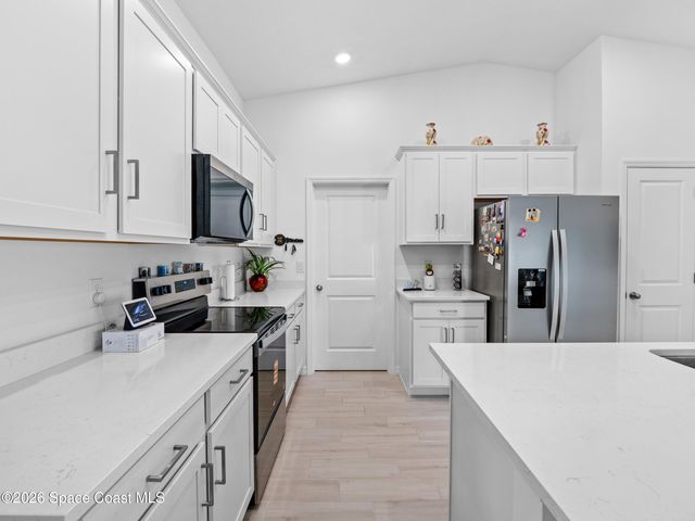 2561 Harbison Avenue SW, Palm Bay, FL 32908