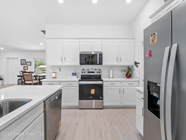 2561 Harbison Avenue SW, Palm Bay, FL 32908