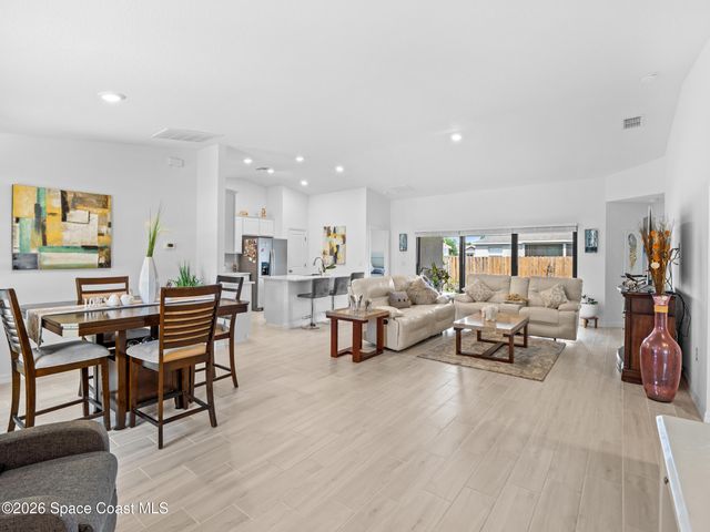2561 Harbison Avenue SW, Palm Bay, FL 32908