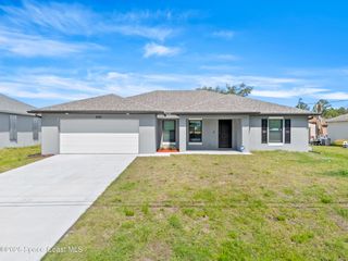 2561 Harbison Avenue SW, Palm Bay, FL 32908