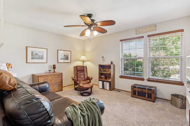 8602 E 109th Street, Tulsa, OK 74133