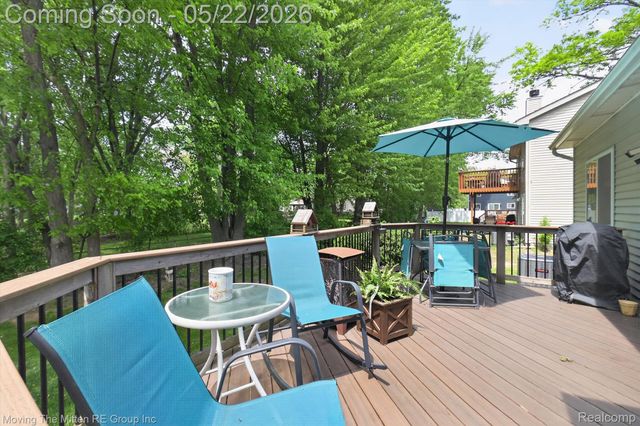 953 N Newburgh Road, Westland, MI 48185