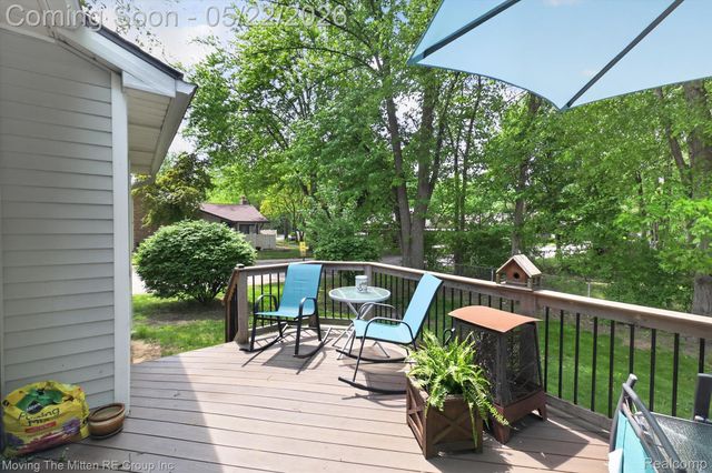 953 N Newburgh Road, Westland, MI 48185