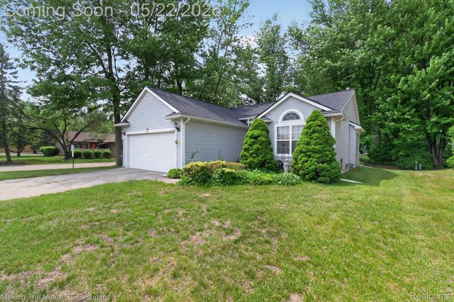 953 N Newburgh Road, Westland, MI 48185