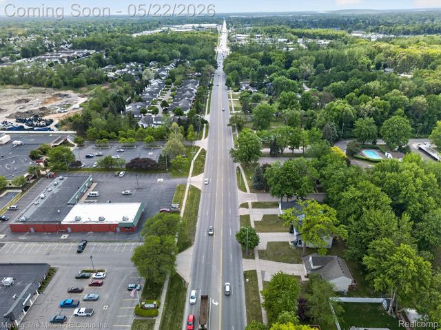 953 N Newburgh Road, Westland, MI 48185