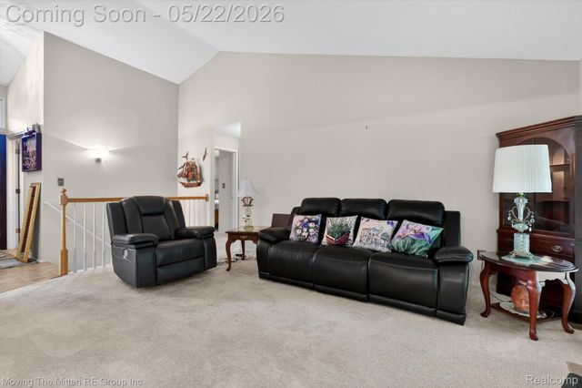 953 N Newburgh Road, Westland, MI 48185