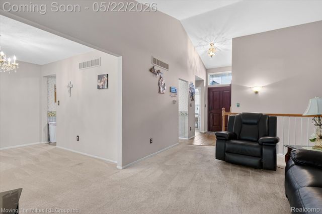 953 N Newburgh Road, Westland, MI 48185