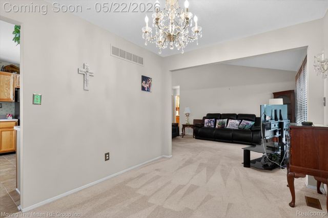 953 N Newburgh Road, Westland, MI 48185