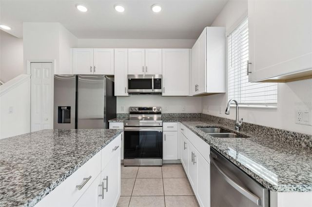 34214 ROGALLO LANE, Wesley Chapel, FL 33545