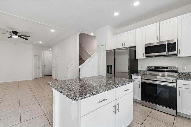 34214 ROGALLO LANE, Wesley Chapel, FL 33545