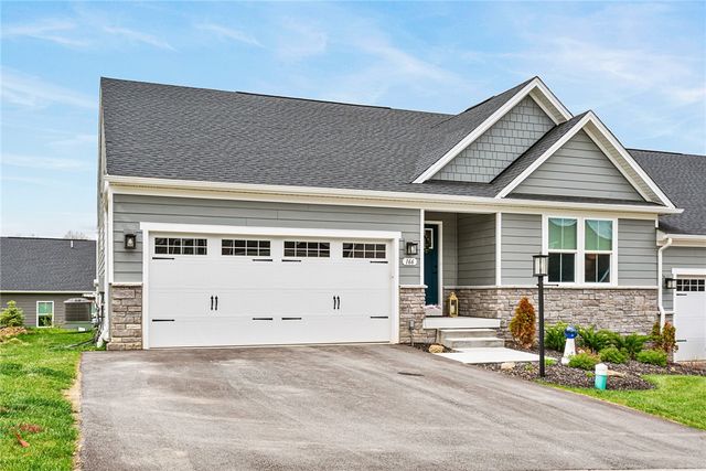 166 Olga Avenue, Robinson Twp, PA 15108