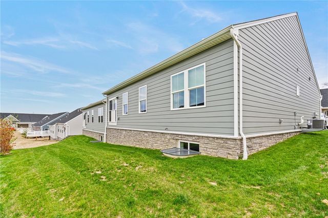 166 Olga Avenue, Robinson Twp, PA 15108