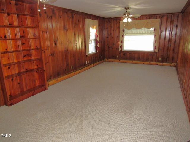 300 Forest Road, Oxford, NC 27565