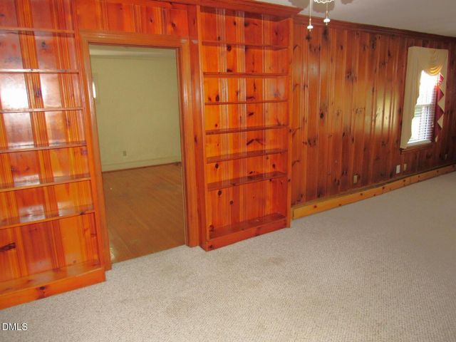 300 Forest Road, Oxford, NC 27565