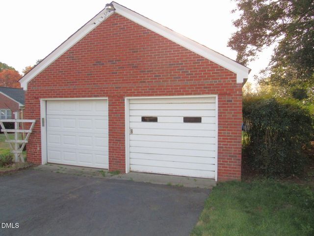 300 Forest Road, Oxford, NC 27565