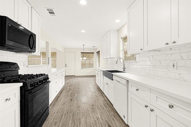 18759 Holly Way, Houston, TX 77084