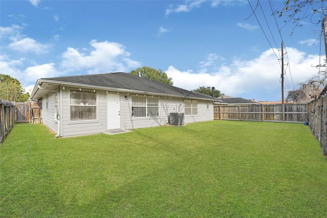 18759 Holly Way, Houston, TX 77084