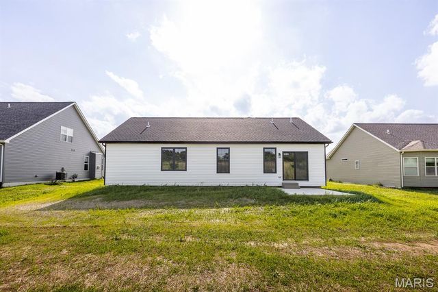 614 Mortar Street, Mascoutah, IL 62258