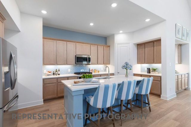 18110 Sunlit Oasis Drive, Webster, TX 77598