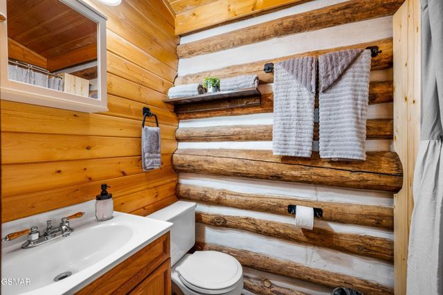 2338 Jims Way, Sevierville, TN 37876