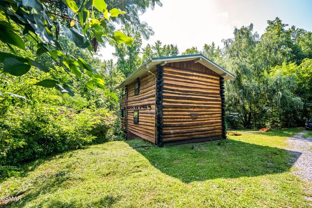 2338 Jims Way, Sevierville, TN 37876