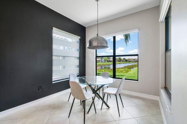 7883 Clay Mica Court, Delray Beach, FL 33446
