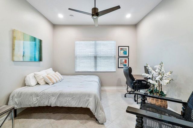 7883 Clay Mica Court, Delray Beach, FL 33446