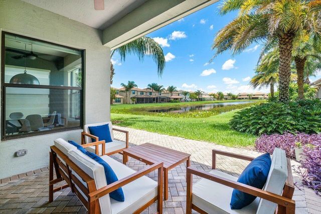 7883 Clay Mica Court, Delray Beach, FL 33446