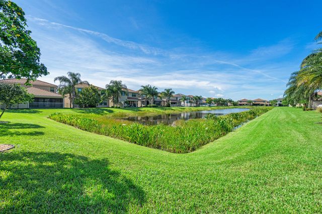 7883 Clay Mica Court, Delray Beach, FL 33446