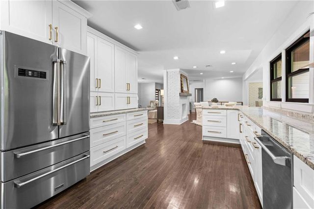 865 Moores Mill Road NW, Atlanta, GA 30327