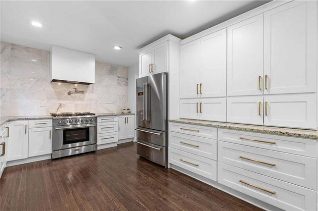 865 Moores Mill Road NW, Atlanta, GA 30327