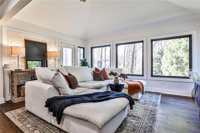 865 Moores Mill Road NW, Atlanta, GA 30327