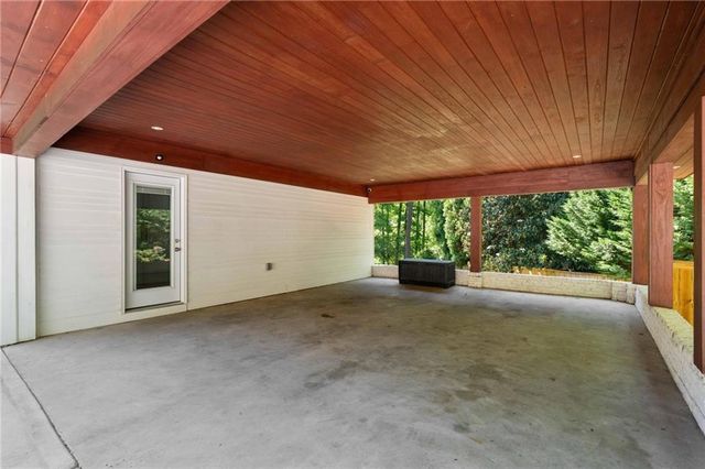 865 Moores Mill Road NW, Atlanta, GA 30327