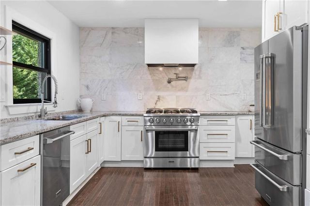 865 Moores Mill Road NW, Atlanta, GA 30327