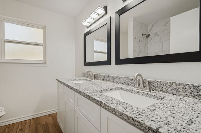 1617 Avenue A, Grand Prairie, TX 75051